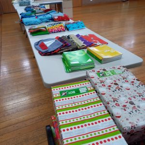 Photo of group packing table